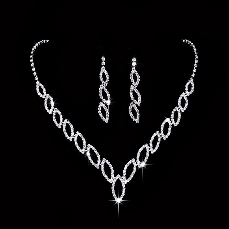 Pearl necklace set