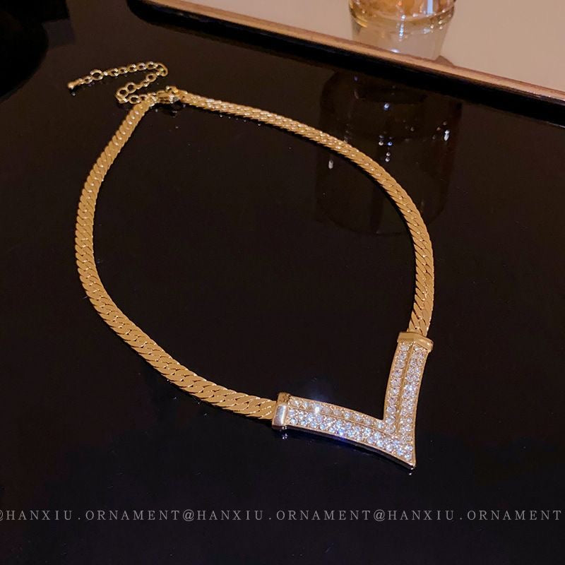 Pearl necklace
