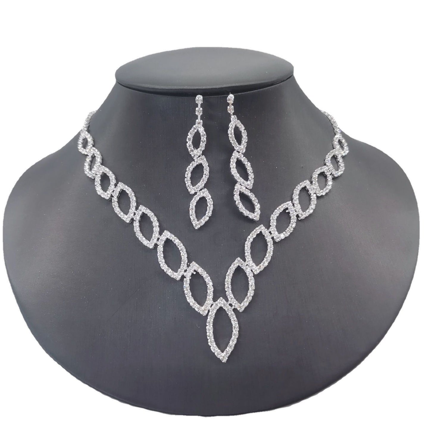 Pearl necklace set