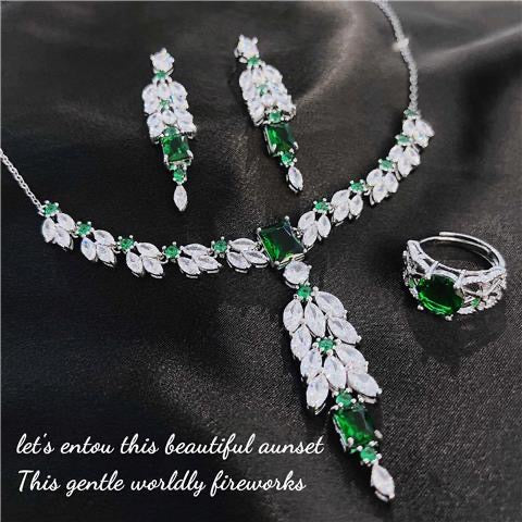 Pearl necklace set