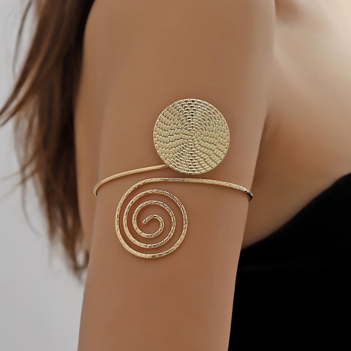 Arm bracelet